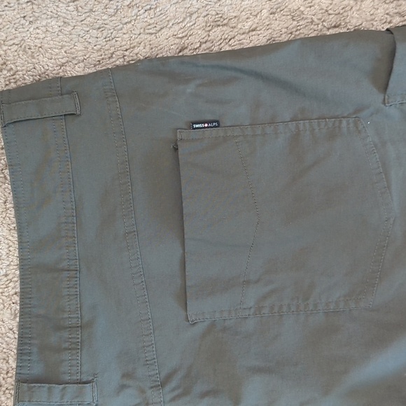 Swiss Alps Flat Front Hiking Shorts Olive Green Outdoors Lightweight Mens 42 - Picture 9 of 12